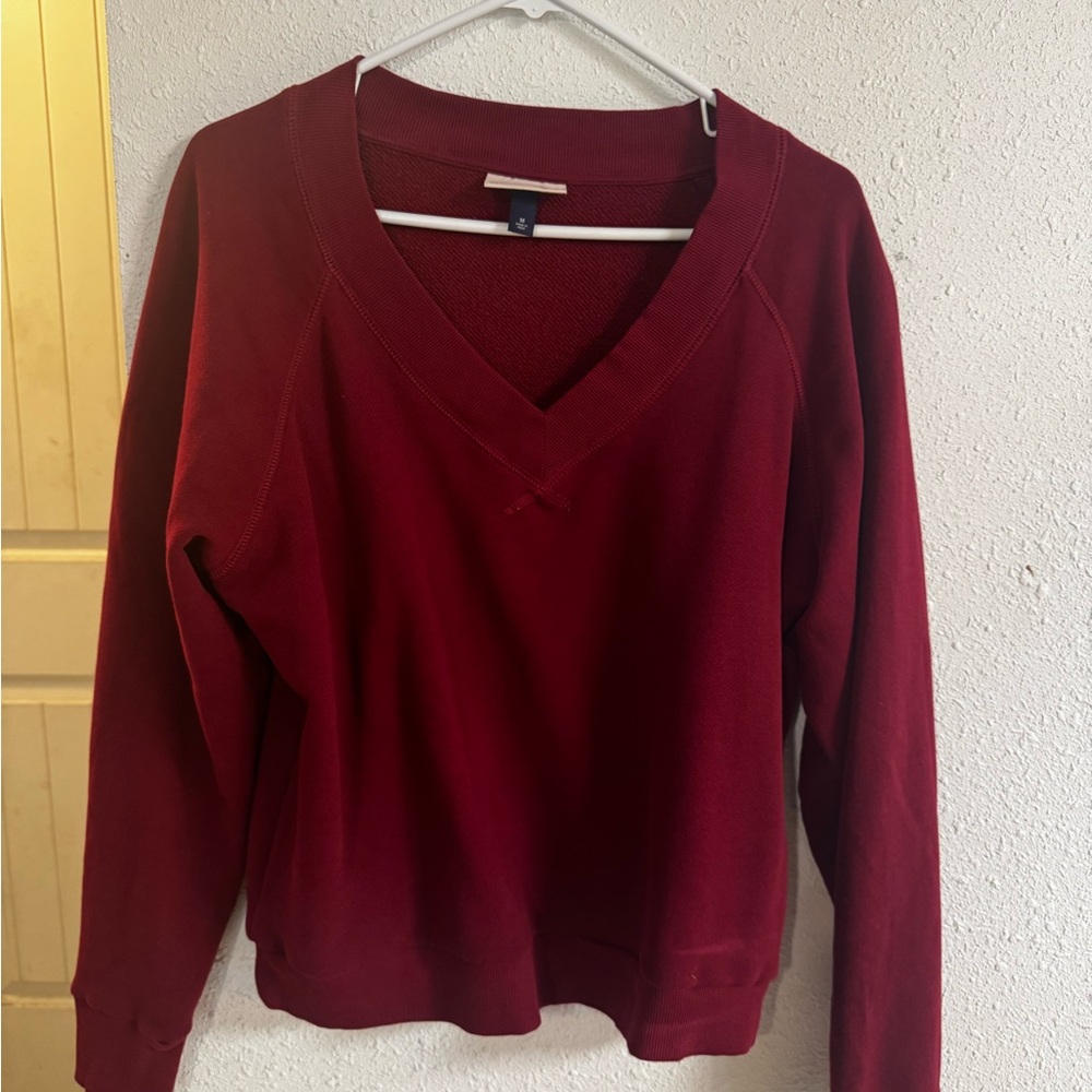 Universal Thread Women's Deep Red V-Neck Sweater